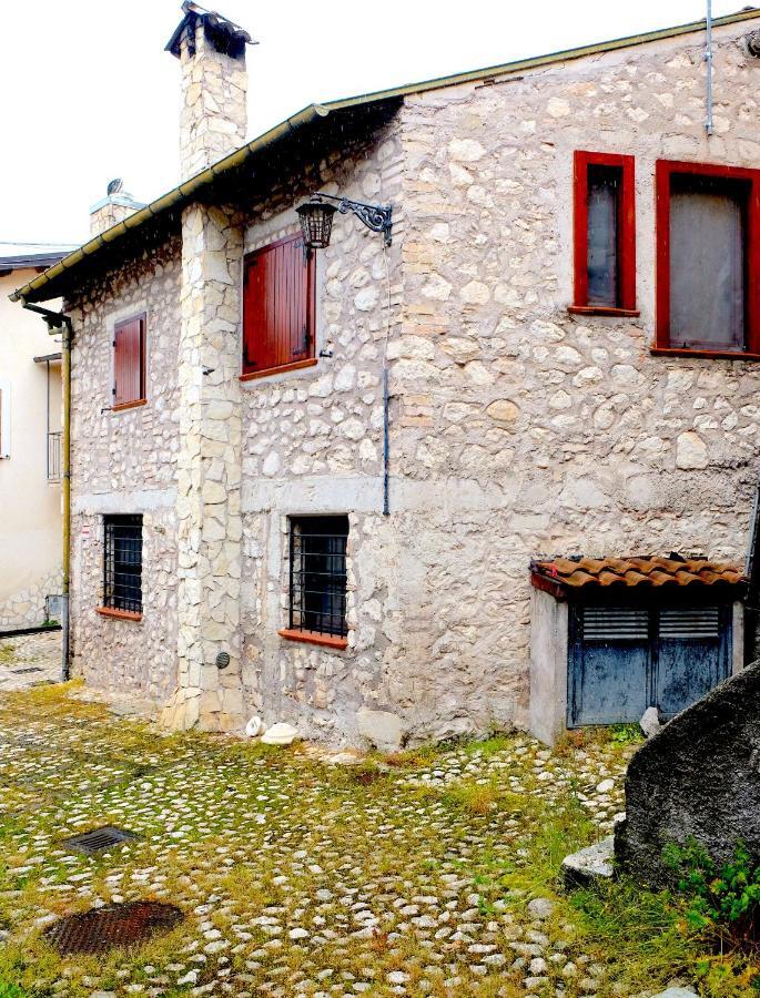 Vila Casa Felice Forme Exteriér fotografie