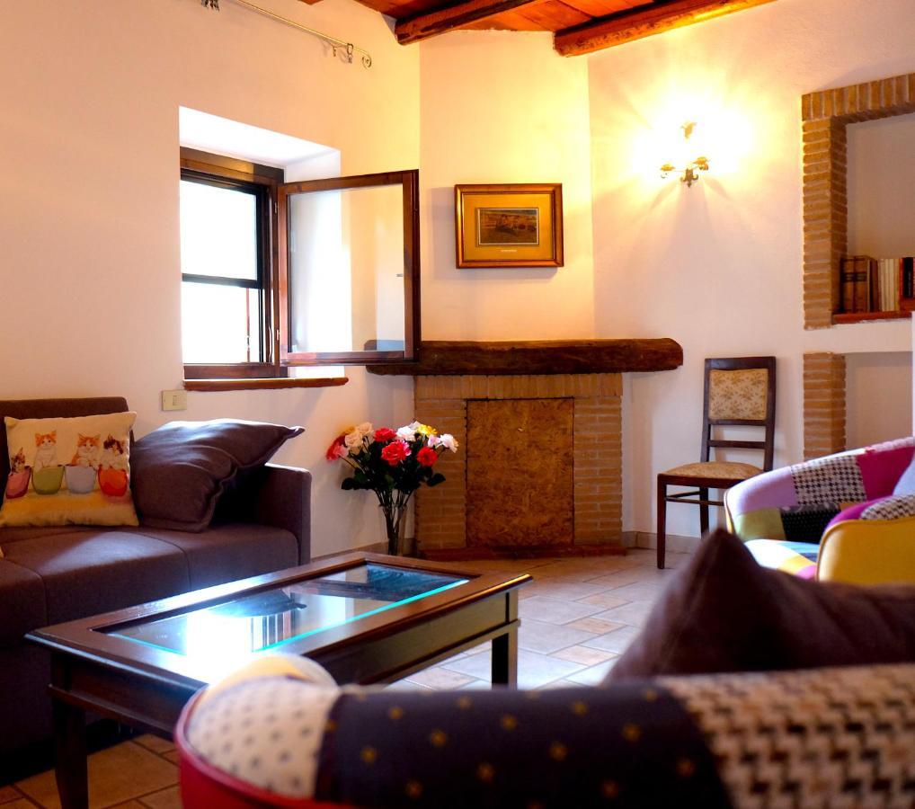 Vila Casa Felice Forme Exteriér fotografie