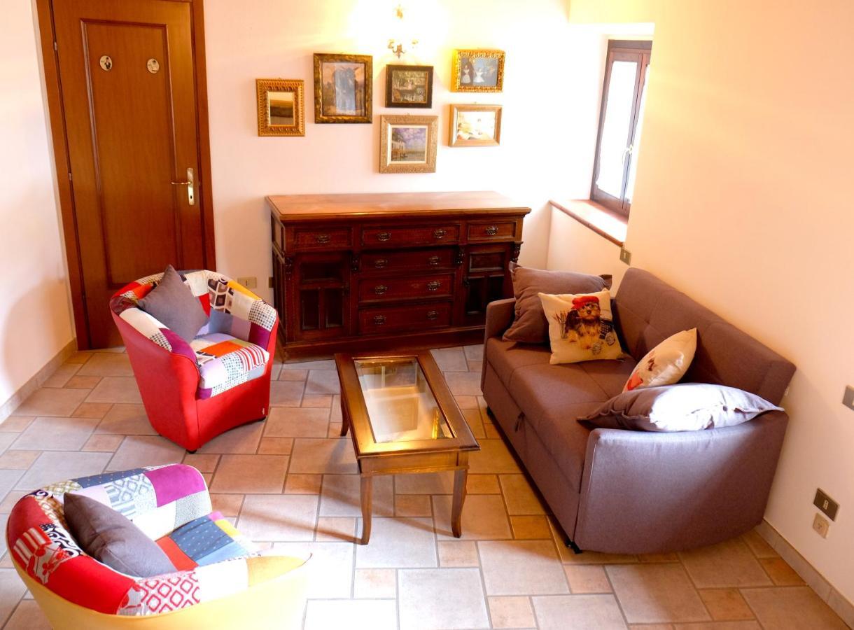 Vila Casa Felice Forme Exteriér fotografie