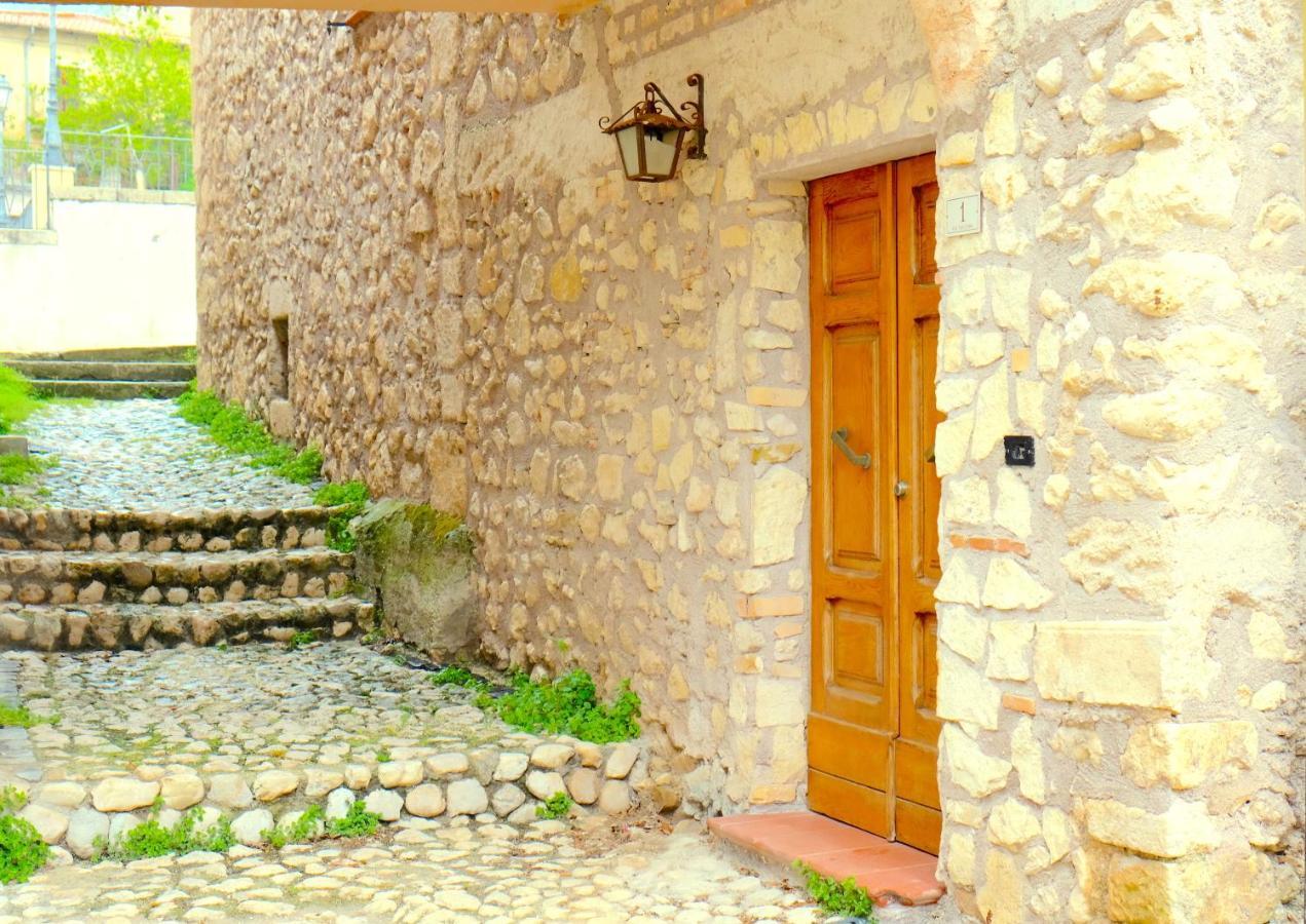 Vila Casa Felice Forme Exteriér fotografie